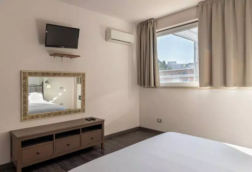 Hotel V