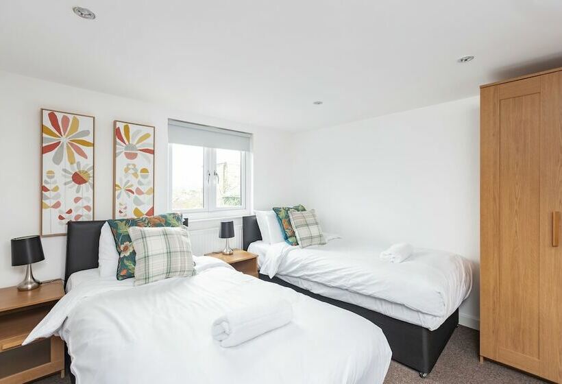 Residenza Sunny Terrace By Kasar Stays