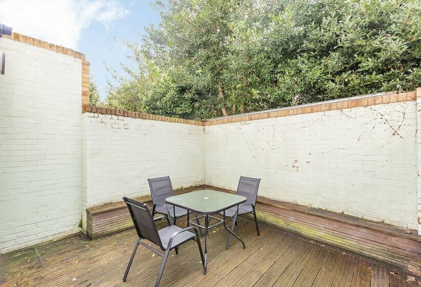 Residenza Sunny Terrace By Kasar Stays