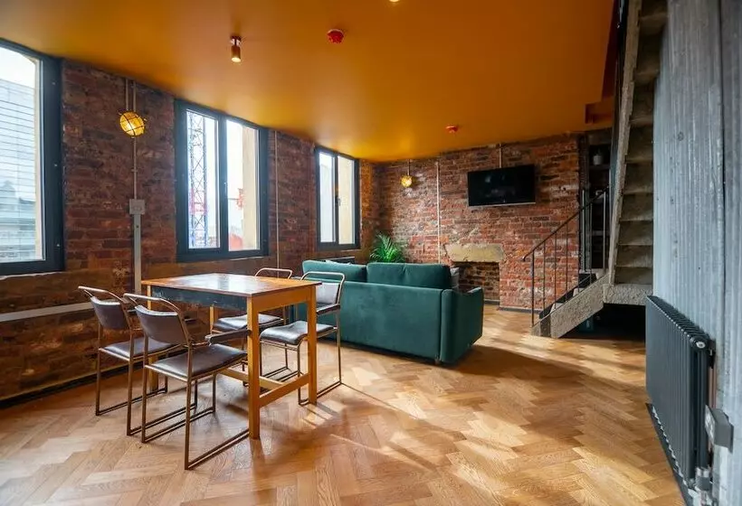 Rooms By Green Room