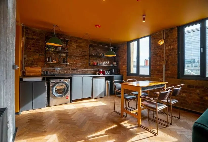 Rooms By Green Room