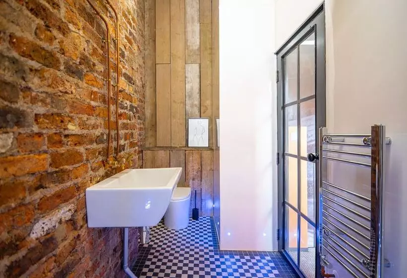 Rooms By Green Room