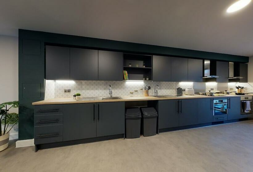 فندق صغير Charming Rooms For Students Loughborough