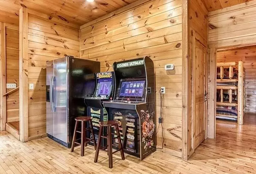 Cabin Fever Lodge #750