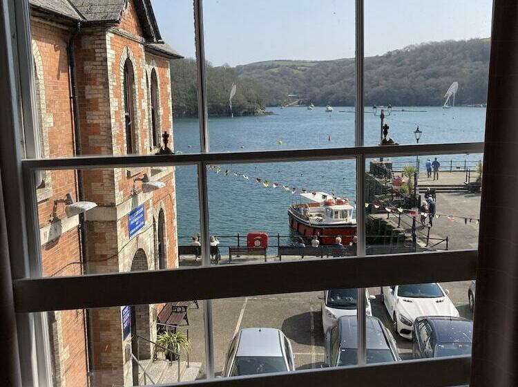 Hotel The King Of Prussia