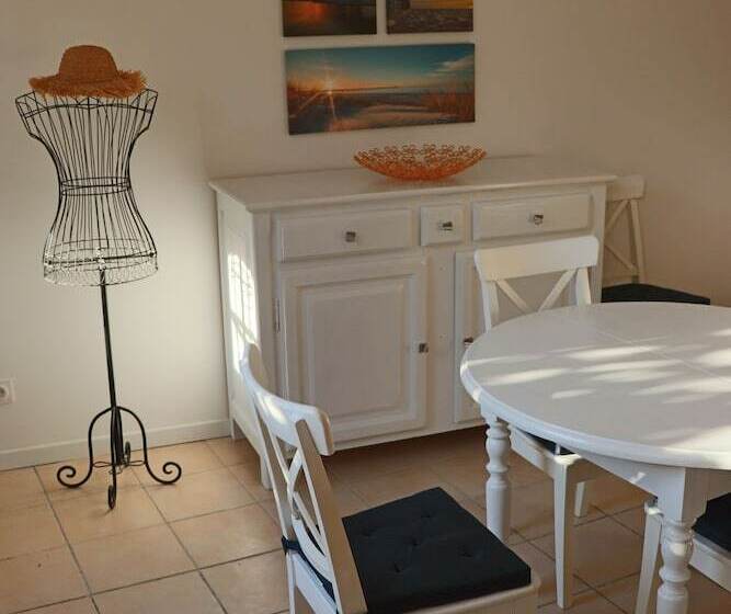 פנסיון Maison De Village Donzère