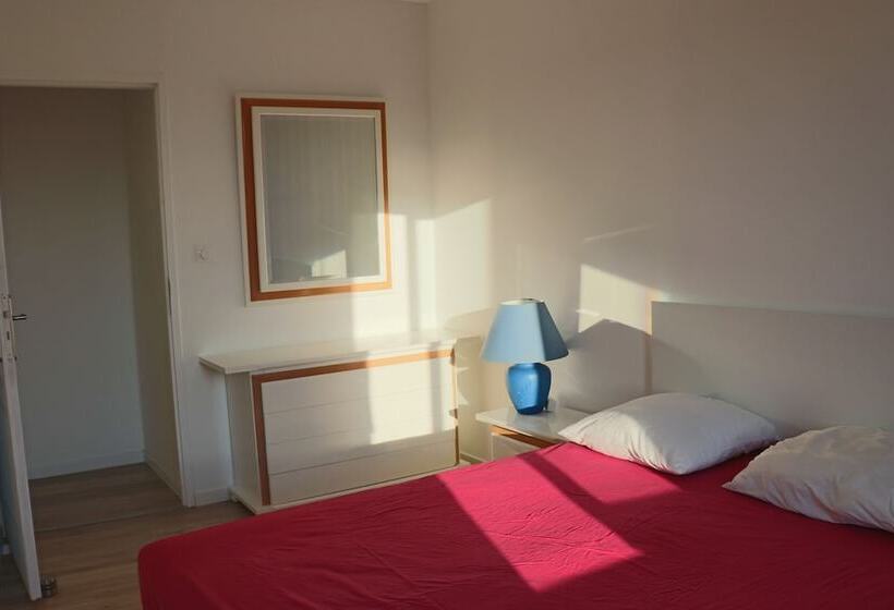 פנסיון Maison De Village Donzère