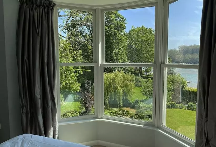 Riverside Idyll   The Perfect Cornish Sanctuary