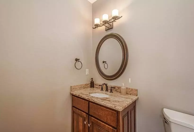 Rockledge Manor