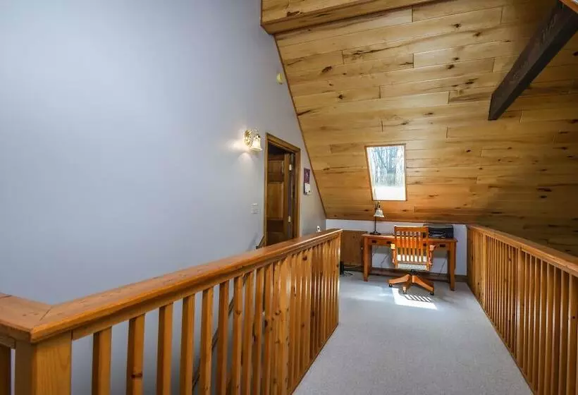 Schmidt Lodge