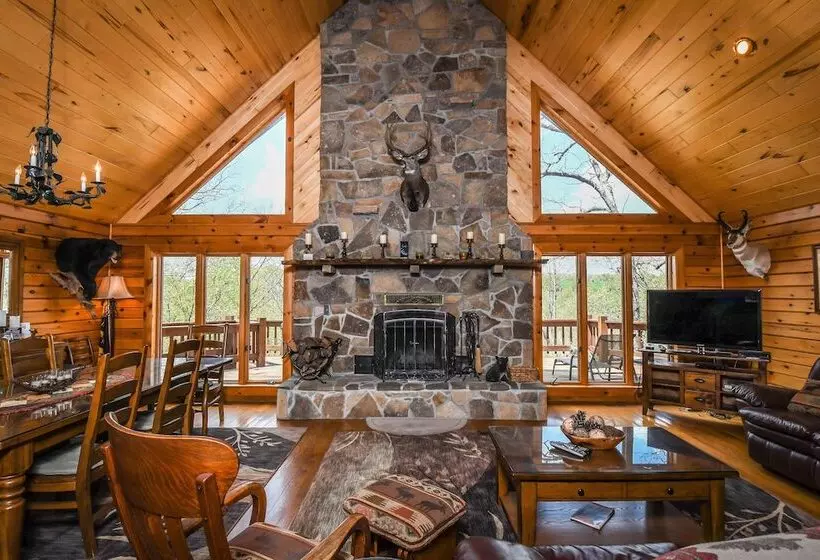 Schmidt Lodge
