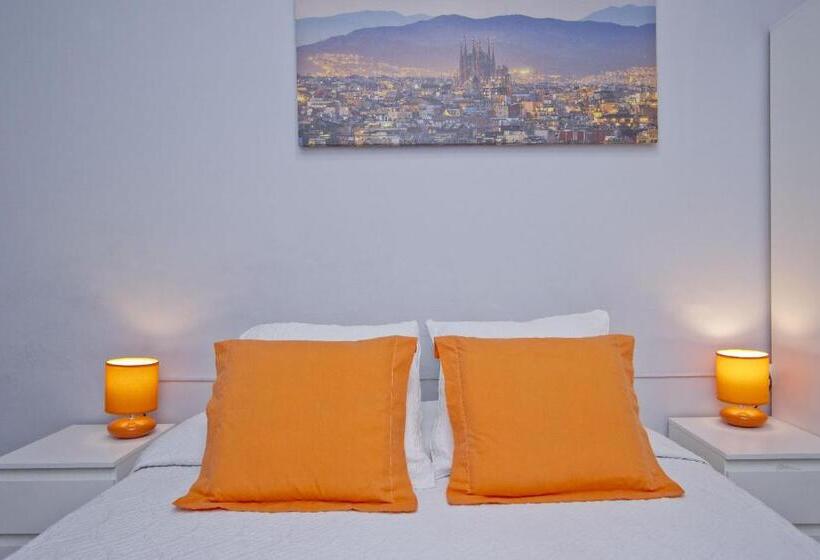 Хостел Barcelona City Seven