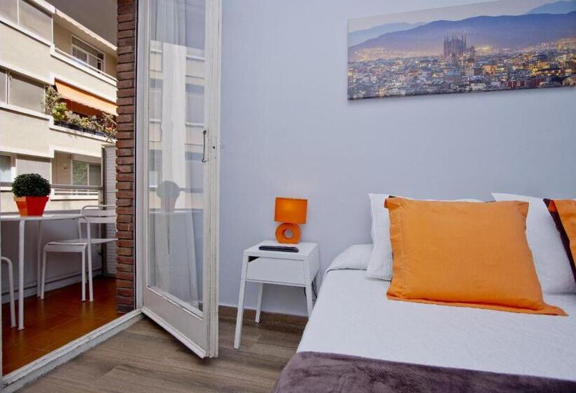 Хостел Barcelona City Seven