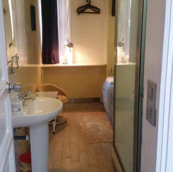 مسافرخانه Casa De Huespedes Dolce Vita