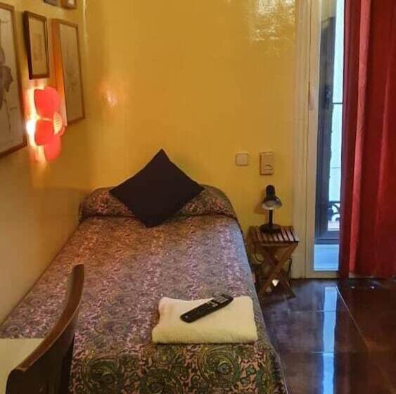 مسافرخانه Casa De Huespedes Dolce Vita