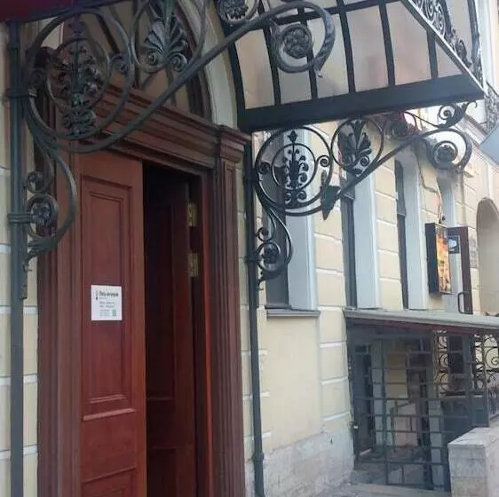 ホテル Guest House Five Evenings