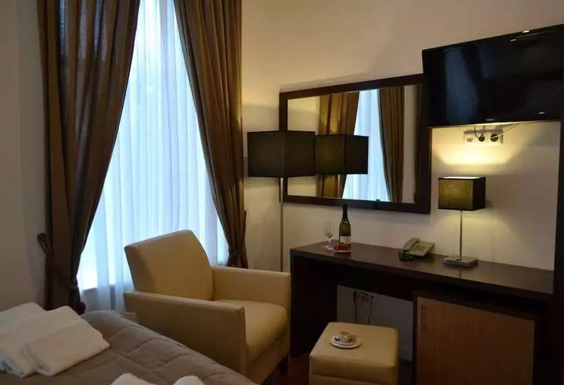 ホテル Guest House Five Evenings