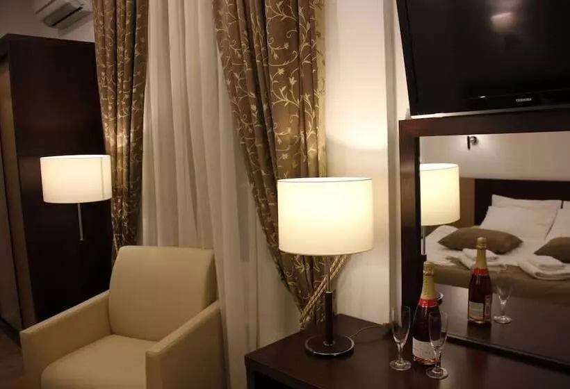 ホテル Guest House Five Evenings