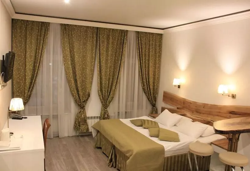 ホテル Guest House Five Evenings