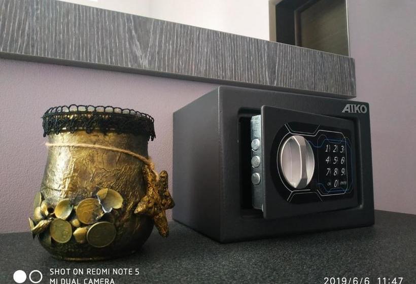 호텔 Apartments Karamel Ip Kurtukov V.a