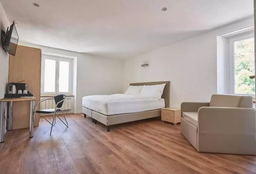 בית מלון כפרי Artist