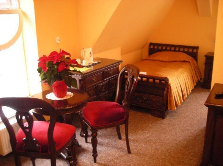 בית מלון כפרי Dom Schumannów