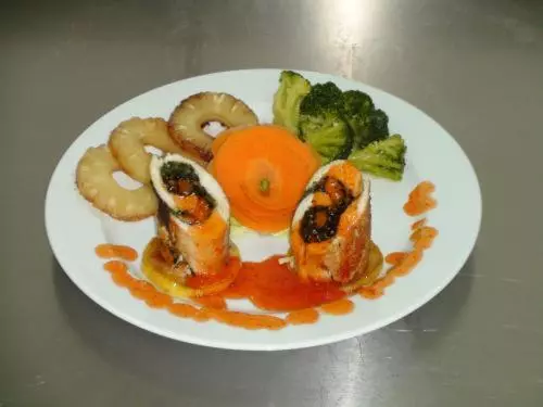 Отель Ezio House