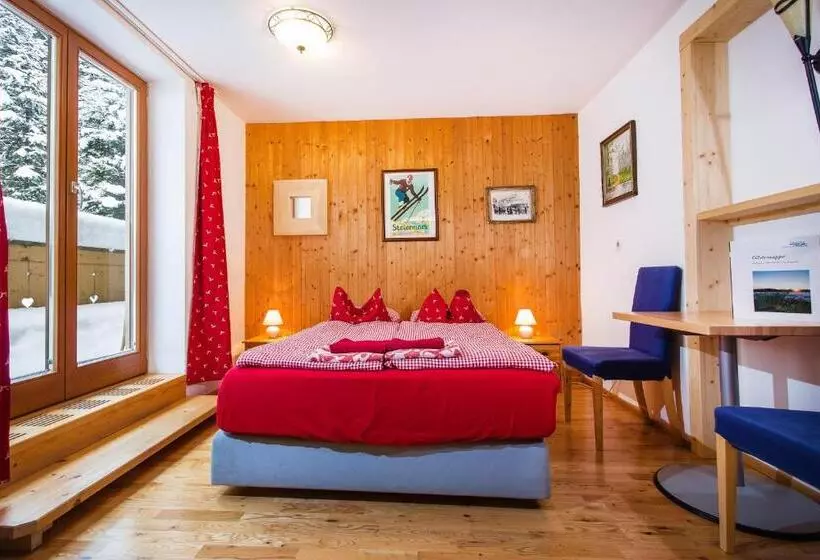 בית מלון כפרי Alpengasthof Paletti