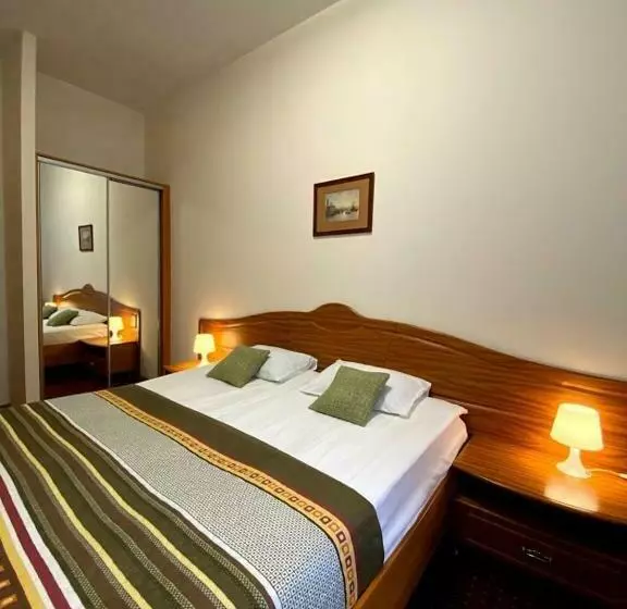 Hotelli Filippov Rooms