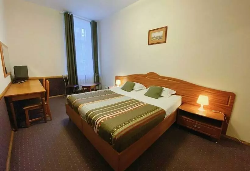Hotelli Filippov Rooms