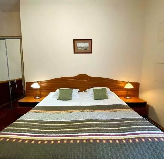 Hotelli Filippov Rooms