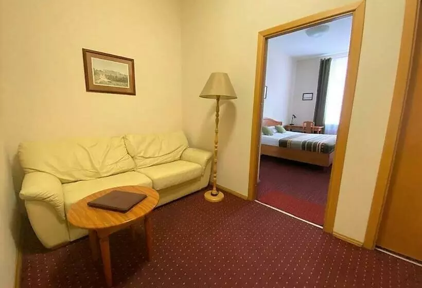 Hotelli Filippov Rooms