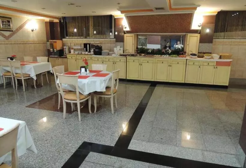 ホテル Grand Dilara