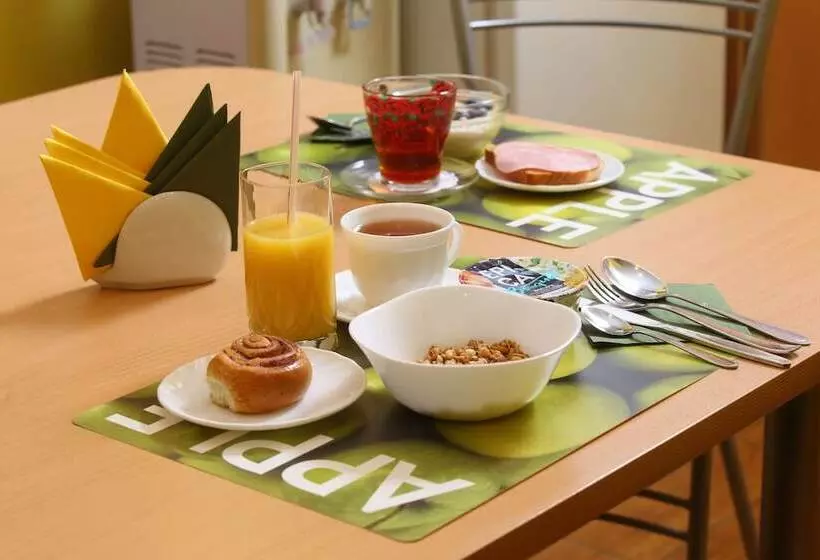 ホテル Guest Rooms Nevsky 150