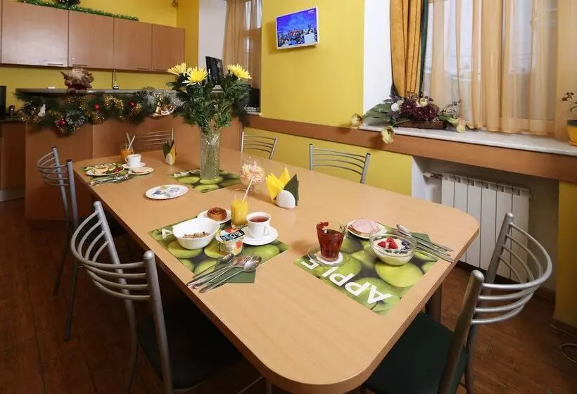 ホテル Guest Rooms Nevsky 150