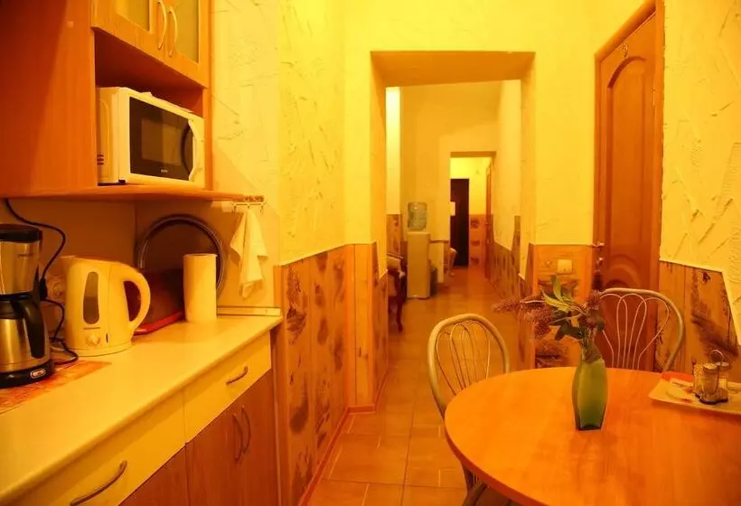 ホテル Guest Rooms Nevsky 150