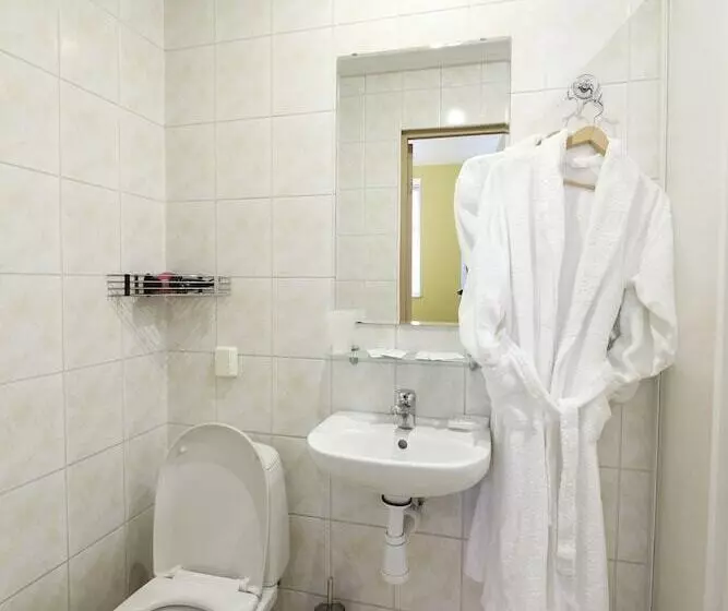 ホテル Guest Rooms Nevsky 150