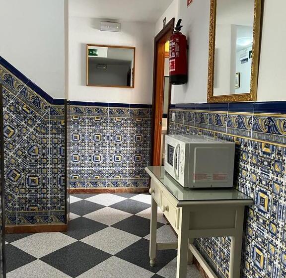 Отель Hostal Restaurante La Giralda