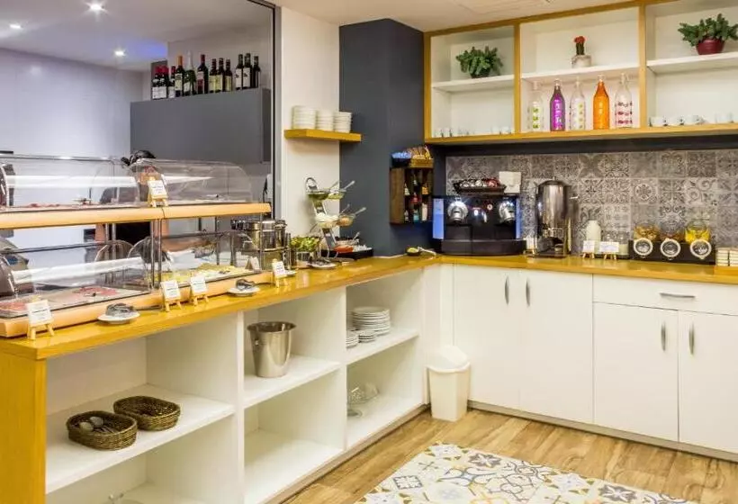 هتل Hostemplo Sagrada Familia