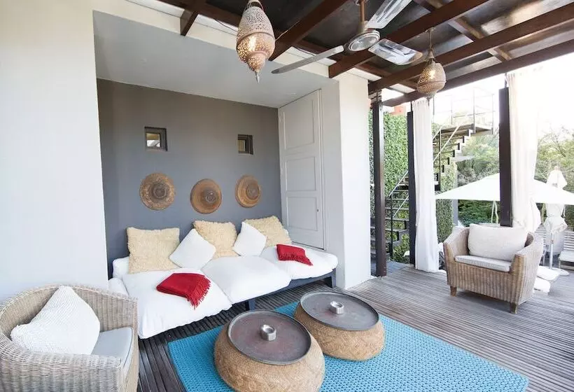 ホテル Kensington Place