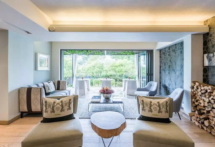 ホテル Kensington Place