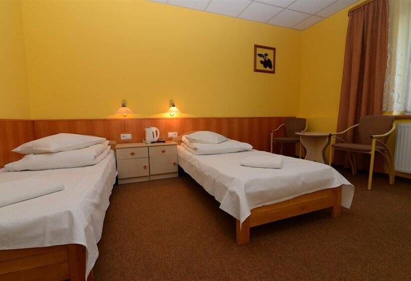 فندق Ośrodek Scsk Optima