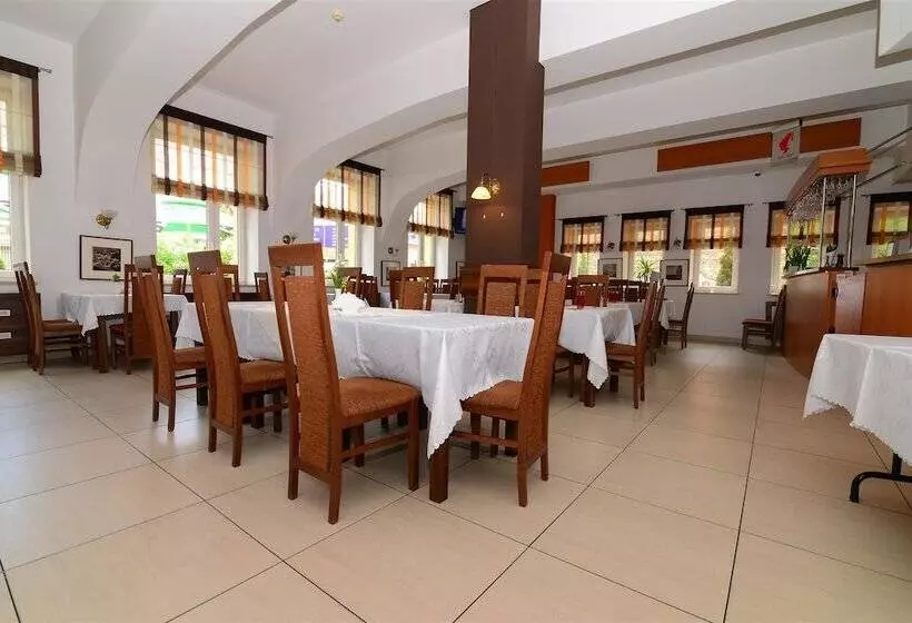 Hotel Ośrodek Scsk Optima