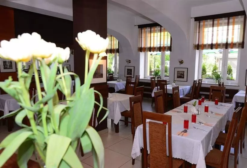 Hotel Ośrodek Scsk Optima