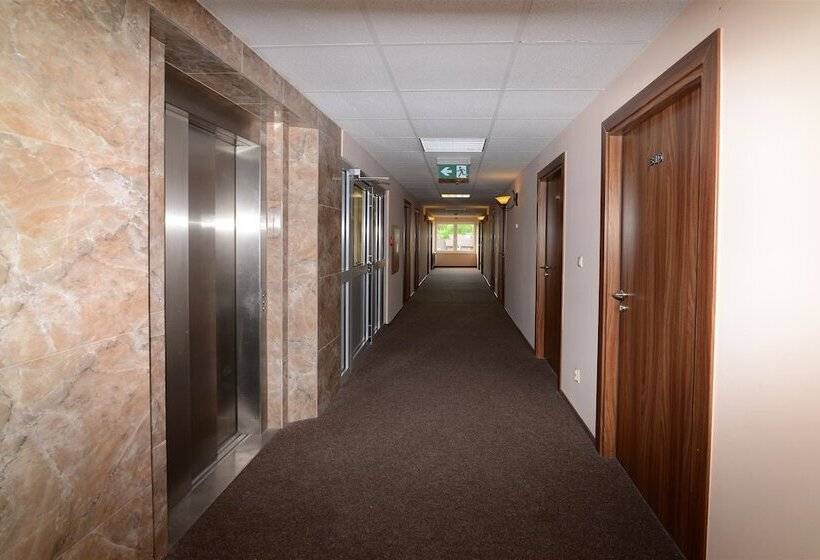 فندق Ośrodek Scsk Optima