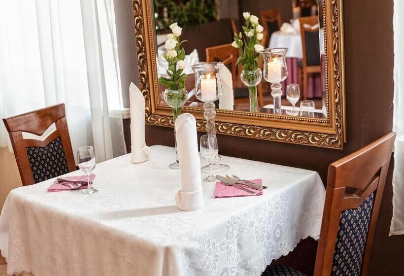 호텔 Pensjonat Zacisze