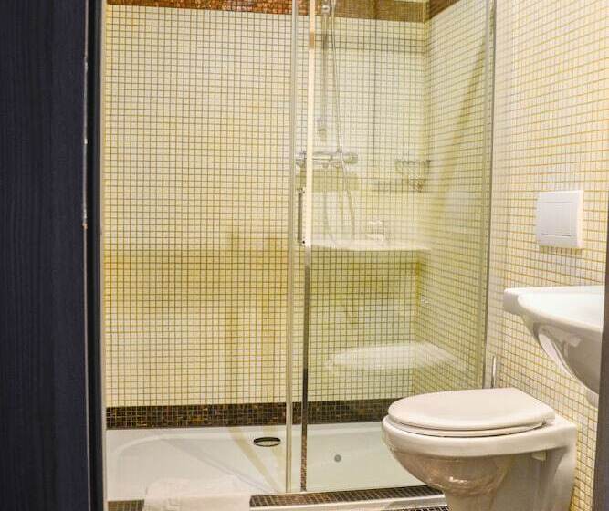 فندق Praha Liberec