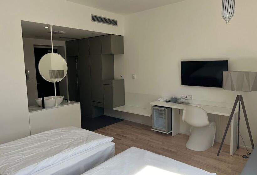 فندق Praha Liberec