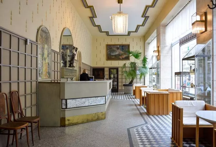 فندق Praha Liberec