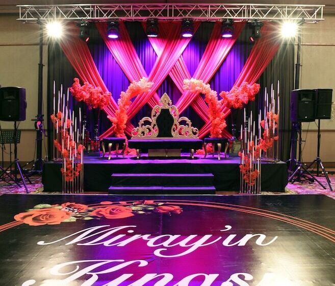 בית מלון כפרי Ramada Plaza Altin Kayisi